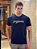 Camiseta Acostamento Escrita Bordada Letra Cursiva Marinho - Imagem 1