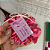 Scrunchie de cetim rosa + Tag - Dia das Mães - Imagem 2