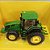 Miniatura John Deere 7R 330 - Linha Prestige Collection Escala 1/64 - Imagem 4