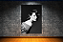 Quadro decorativo - Mulher em preto e branco com maquiagem artistica - Imagem 4