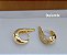Brinco Argola Cravejada com Zircônia Banhada em Ouro 18 k. - Imagem 1