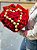 Buquê de rosas vermelhas e Chocolate em formato de coração. - Imagem 1
