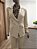 Blazer alfaiataria modelo Balmain cor areia - Imagem 2