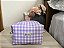 Necessaire feminina estilo box com estampa xadrez lilás - Imagem 6