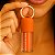 Kit Mari Maria Makeup: Lip Oil Juice Tangerina e Case Tangerina - Imagem 3