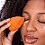 Esponja De Maquiagem Mari Maria Makeup Ginger Blender Pequena - Imagem 4