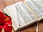 Bíblia Nvi, Couro Soft, Marrom Artesanal, Espaço Para Anotações, Leitura Perfeita - Imagem 5