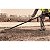 Ancinho Duplo Metálico Pesado c/ Haste Tramontina 77106/816 16 Dentes c/ Cabo de Fibra 135cm - Imagem 2