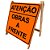 Cavalete de madeira obras a frente - Imagem 1