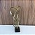 ESCULTURA ABSTRATA FINEST ARCO DOURADO COM BASE EM METAL PRETO - Imagem 2