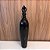 ESCULTURA GARRAFA PINO FLOR DE LIZ EM RESINA PRETO BRILHO G 78x17cm M 69x15cm - Imagem 4