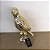 ESCULTURA PAPAGAIO EM CERAMICA DOURADO - Imagem 1