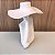 ESCULTURA FIGURA COM CHAPÉU POSE BRANCO - Imagem 3