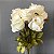 BUQUE DE ROSAS BRANCAS COM FOLHAS VERDES - Imagem 3