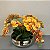 ARRANJO COM ORQUIDEA LARANJA E VASO DE VIDRO PRATA - Imagem 1