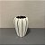 VASO DECORATIVO DE CERAMICA BRANCO COM LISTRAS DOURADA PEQUENO - Imagem 1