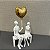 ESCULTURA CASAL COM BALAO - Imagem 3