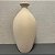 GARRAFA REDONDA OFF WHITE COM TEXTURA E PINTINHAS PRETAS G 52cm M 43cm - Imagem 5