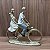ESCULTURA CASAL NA BICICLETA 31X7,5X30 CM - Imagem 2