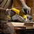 SERRA CIRCULAR 7-1/4” (185MM) BRUSHLESS 20V MAX* ÍON DE LÍTIO COM 1 BATERIA, CARREGADOR E MALETA - Imagem 4