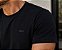 Camiseta Básica Preto Gola O - Bordado - Imagem 2