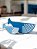 Enfeite Baleias Decorativas de Mesa 2 Peças Azul Claro e Azul Marinho em Madeira - Imagem 1