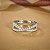 Anel entrelaçado cravejado Moissanite prata 925 com banho de ródio - Imagem 5