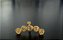P0182 MICROBELL RETO RODIO DOURADO CLUSTER 5 PEDRAS 1.2 8MM - Imagem 1