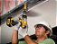 PARAFUSADEIRA/FURADEIRA  1/2 220V 2BAT 3VVR - DEWALT - Imagem 3