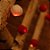 Pisca Pisca  com 15 Leds Pompons Vermelho 1,65cm 2 Pilha AA - 1 Un - Imagem 2
