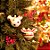 Natal Disney - Bola Poá e Listras Verde e Vermelho 8cm - 2 Un - Imagem 2