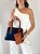 Bolsa Feminina Sabrina – Azul Marinho e Caramelo - Imagem 1