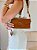 Bolsa Feminina Siena – Caramelo com Corrente Dourada - Imagem 3