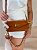 Bolsa Feminina Siena – Caramelo com Corrente Dourada - Imagem 4