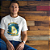 Camiseta Masculina Branca de Algodão Estampada Chaves Disco Voador - Imagem 3