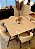 CONJUNTO DE JANTAR AGATHA 130X130 VIDRO OFF WHITE - 6 CADEIRAS LINHO CREME NEVOA - Imagem 7