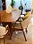 CONJUNTO MESA ORGÂNICA C/ BASE RIPADA 180X100 + 6 CADEIRAS AGATHA CREME - Imagem 5