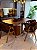 CONJUNTO MESA ORGÂNICA C/ BASE RIPADA 180X100 + 6 CADEIRAS AGATHA MARROM - Imagem 9