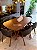 CONJUNTO MESA ORGÂNICA C/ BASE RIPADA 180X100 + 6 CADEIRAS AGATHA CINZA - Imagem 3