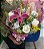 Buquê Encanto Floral 4 Rosas e Astromelias - Imagem 2