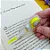 MARCA TEXTO EM FITA - AMARELO NEON - 3 METROS - ACRILEX - Imagem 2