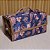 Necessaire Rocambole 4 compartimentos e gancho de pendurar Estampa Paisley Azul Marinho - Imagem 10
