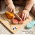 Cortando Alimentos em Madeira – HiPando | Brinquedo Educativo Sensorial com Faca e Quebra-Cabeça | 12m+ - Imagem 3