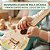 Brinquedo Musical Violão Ukulele Infantil Em Madeira 3 Anos - Imagem 4