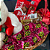 Cesta com Pelúcia e Chocolates Sortidos - Imagem 3