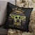 Almofada Baby Yoda Sem Café sem Força Star Wars Mandalorian 45x45 - Imagem 1