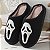Pantufa Chinelo de Pelúcia 3D Ghostface Pânico 1996 Filme Tamanho Único 28 cm - Imagem 2
