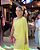 vestido capa amarelo - Imagem 4