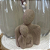 ESCULTURA CASAL EM RESINA BEGE10X6X15CM - Imagem 6