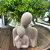 ESCULTURA CASAL EM RESINA BEGE10X6X15CM - Imagem 1